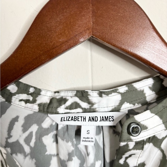 Elizabeth and James sage green and white animal print long sleeve shirt dress SM - Picture 3 of 6